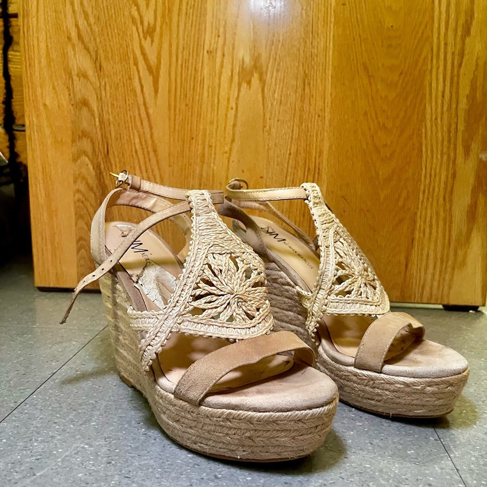 Women's Tan Wedge Sandals